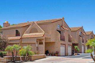 5291 Colodny Drive 19, Agoura Hills, CA 91301