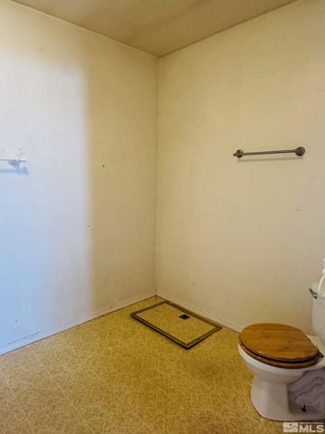 815 16th Street, Lovelock, NV 89419