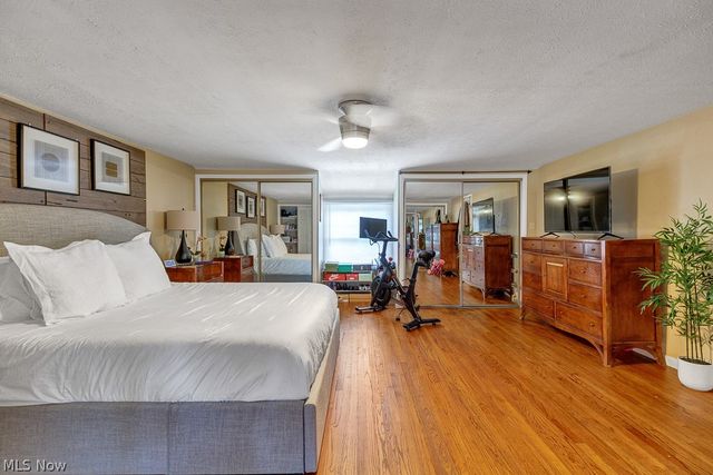 4855 Edsal Drive, Lyndhurst, OH 44124