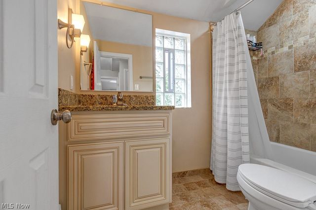 4855 Edsal Drive, Lyndhurst, OH 44124