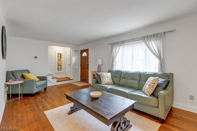 4855 Edsal Drive, Lyndhurst, OH 44124