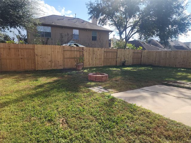 10614 Acacia Forest Trail, Houston, TX 77089