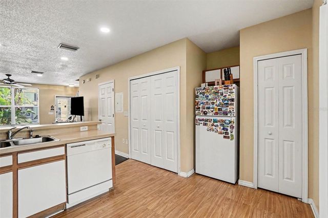 6236 OSPREY LAKE CIRCLE, Riverview, FL 33578