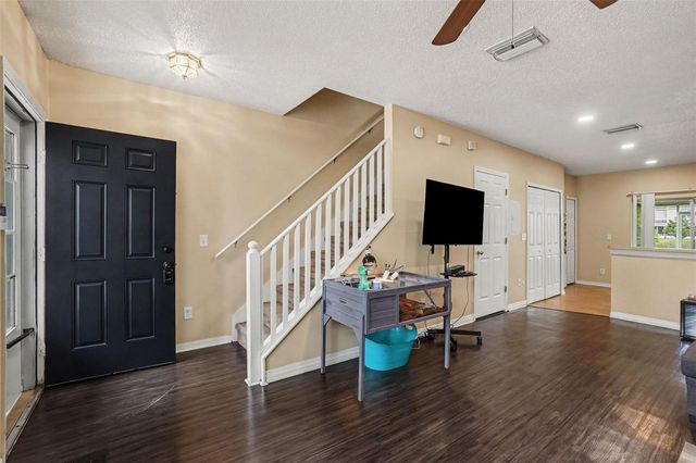 6236 OSPREY LAKE CIRCLE, Riverview, FL 33578