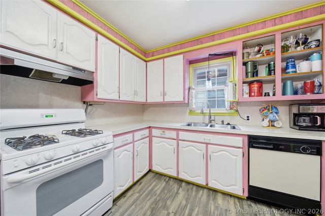 236 S 67th East Avenue, Tulsa, OK 74112