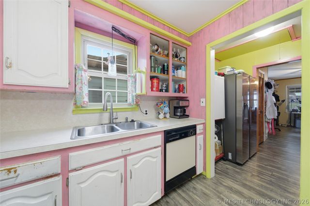 236 S 67th East Avenue, Tulsa, OK 74112