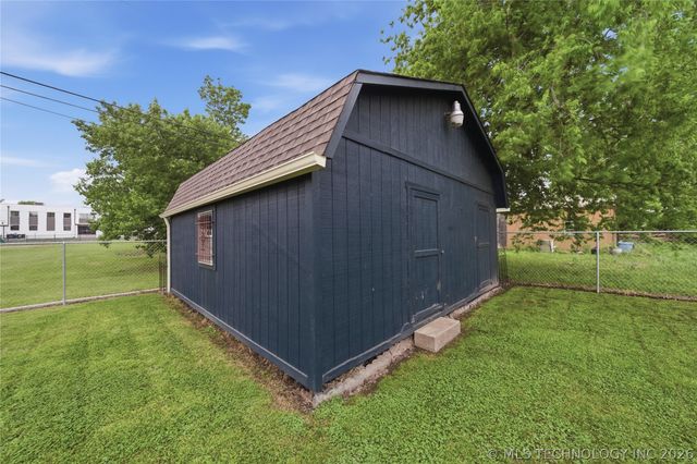 236 S 67th East Avenue, Tulsa, OK 74112