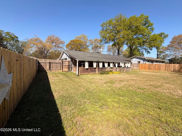 416 Gatewood Drive, Pearl, MS 39208