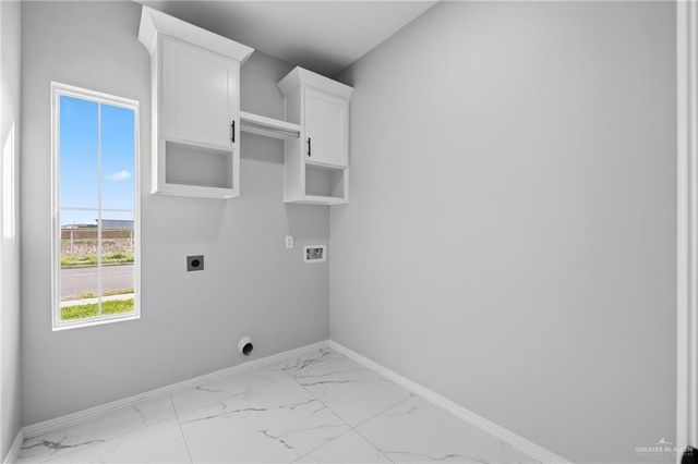 910 E 39th Street, San Juan, TX 78589