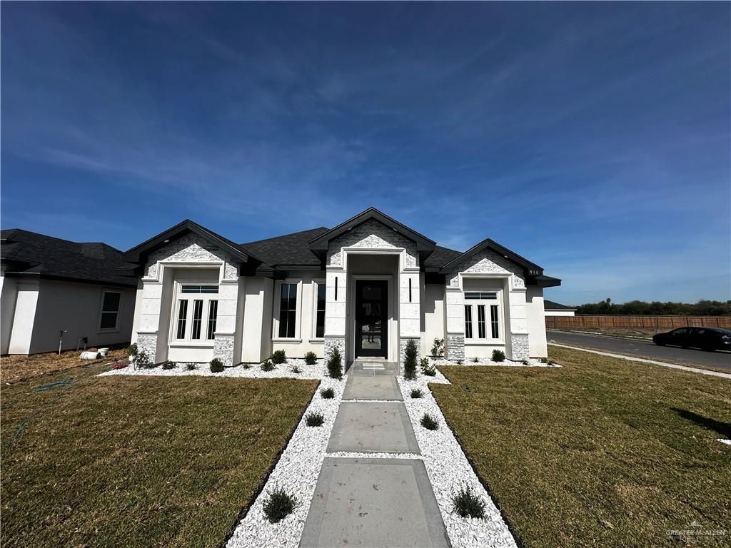 910 E 39th Street, San Juan, TX 78589