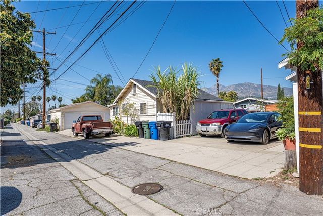 709 S Magnolia, Monrovia, CA 91016