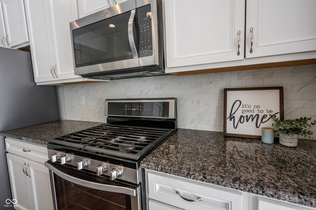 9657 Calamus Drive, Noblesville, IN 46060