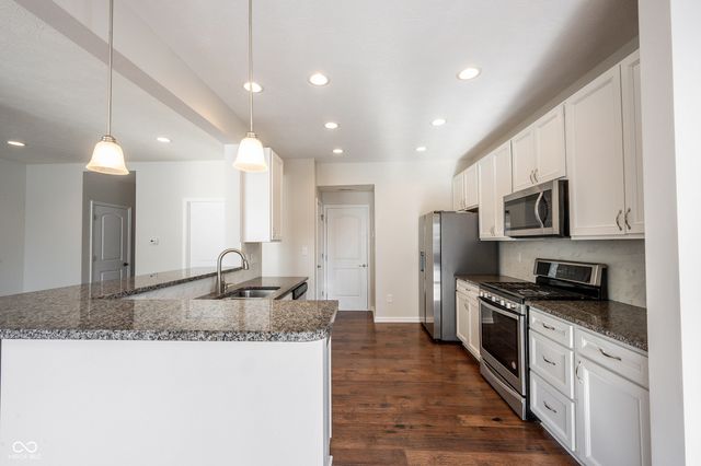 9657 Calamus Drive, Noblesville, IN 46060