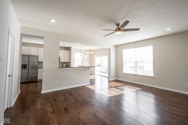 9657 Calamus Drive, Noblesville, IN 46060