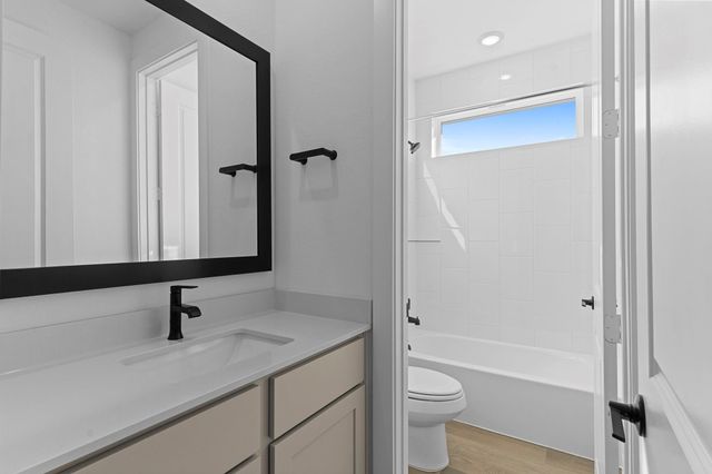 3405 Daily Harvest Drive, Pearland, TX 77581