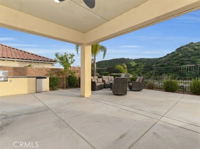 24008 Schoenborn Street, West Hills (los Angeles), CA 91304