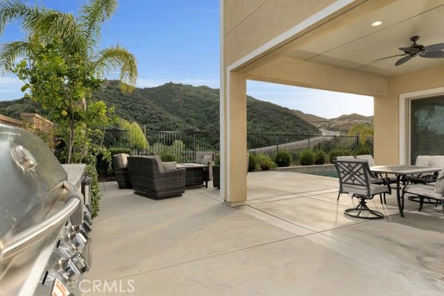 24008 Schoenborn Street, West Hills (los Angeles), CA 91304