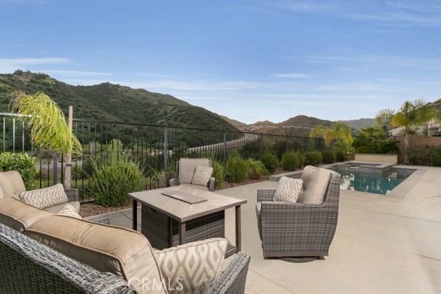 24008 Schoenborn Street, West Hills (los Angeles), CA 91304