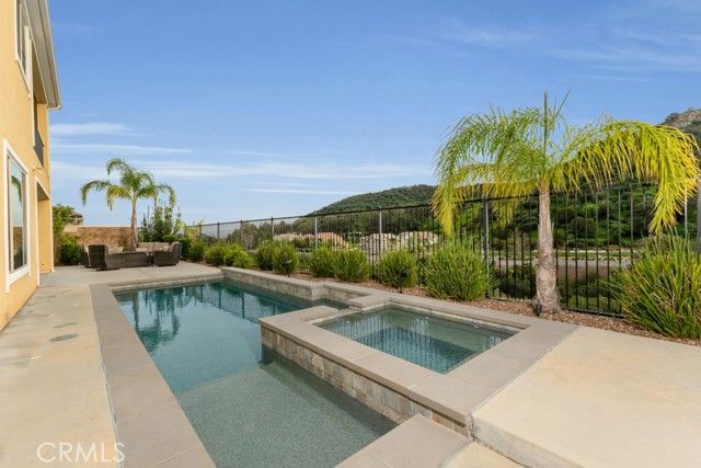 24008 Schoenborn Street, West Hills (los Angeles), CA 91304