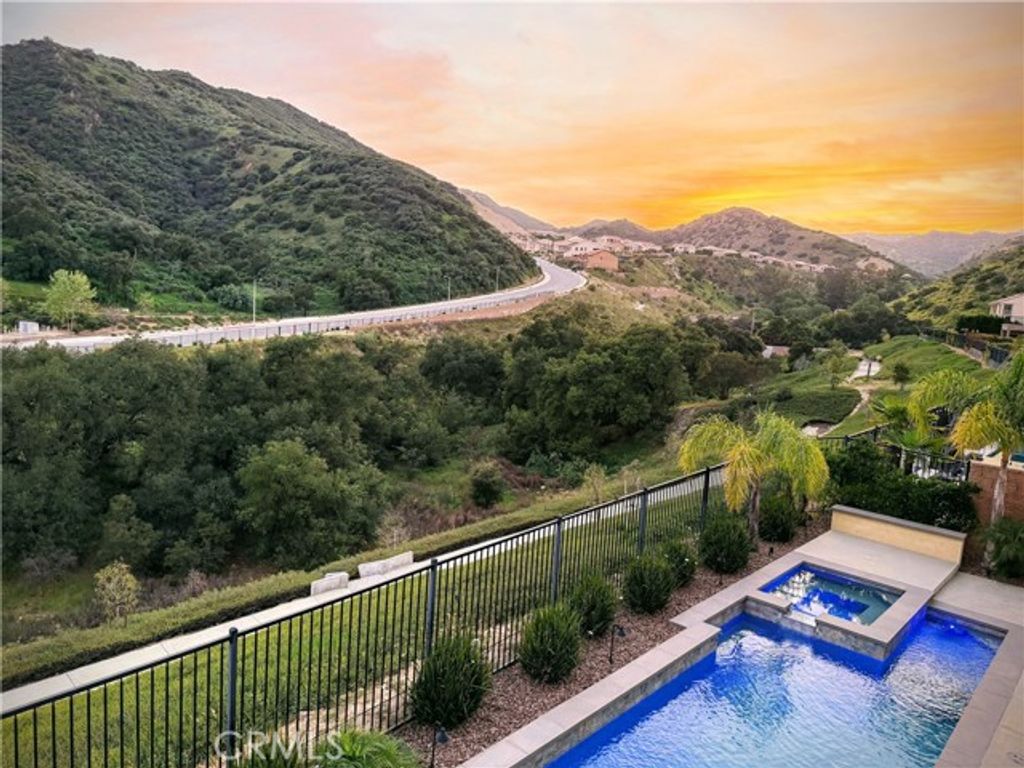 24008 Schoenborn Street, West Hills (los Angeles), CA 91304