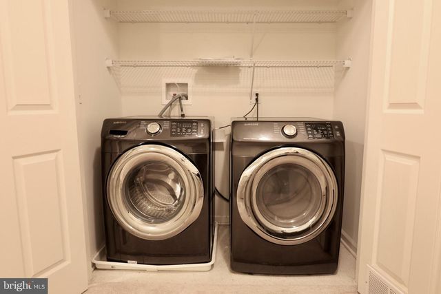 10 CANAL, Burlington Township, NJ 08016