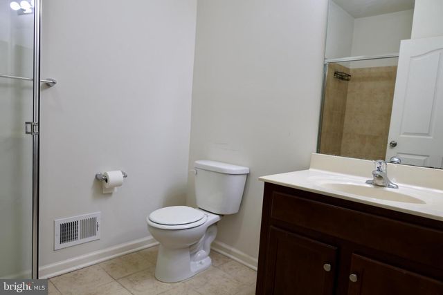 10 CANAL, Burlington Township, NJ 08016