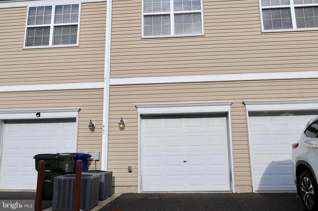 10 CANAL, Burlington Township, NJ 08016