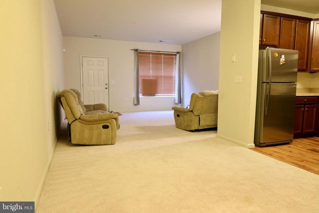 10 CANAL, Burlington Township, NJ 08016