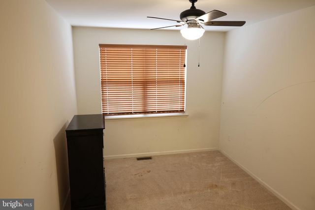 10 CANAL, Burlington Township, NJ 08016