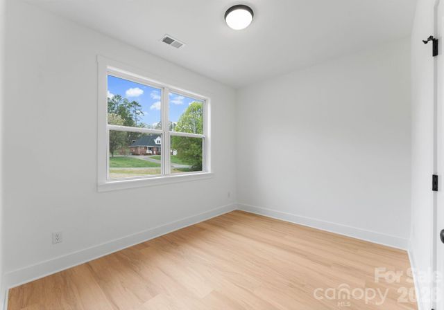 220 Nancy Drive, Shelby, NC 28152