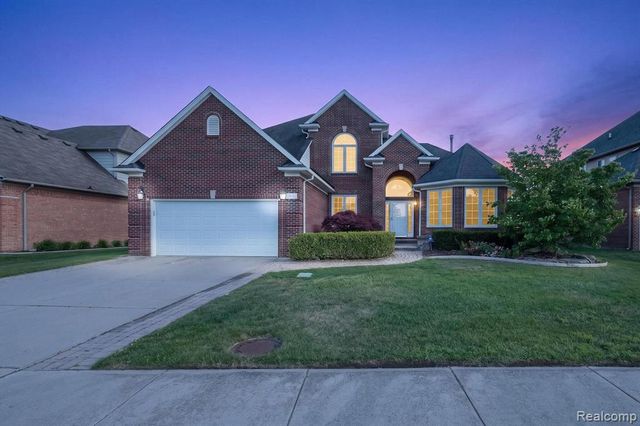 21642 Kendyl Court, Macomb, MI 48044