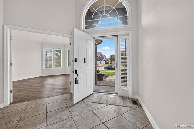 21642 Kendyl Court, Macomb, MI 48044