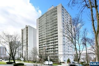 277 Prospect Avenue 4A, Hackensack, NJ 07601