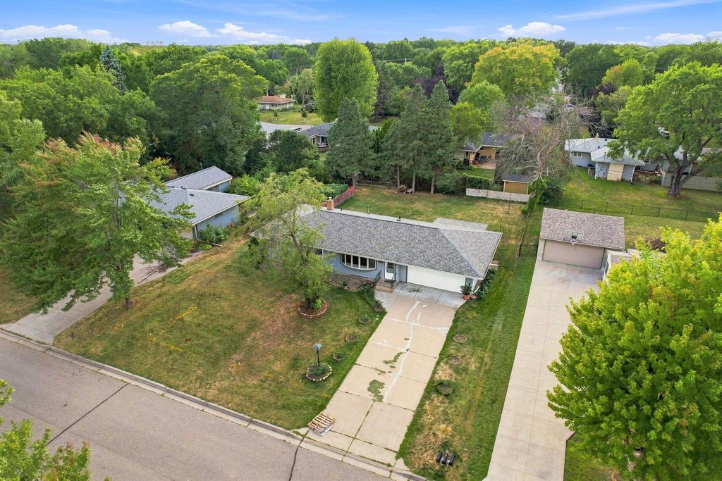 2795 Farrington Street, Roseville, MN 55113 — photo 4