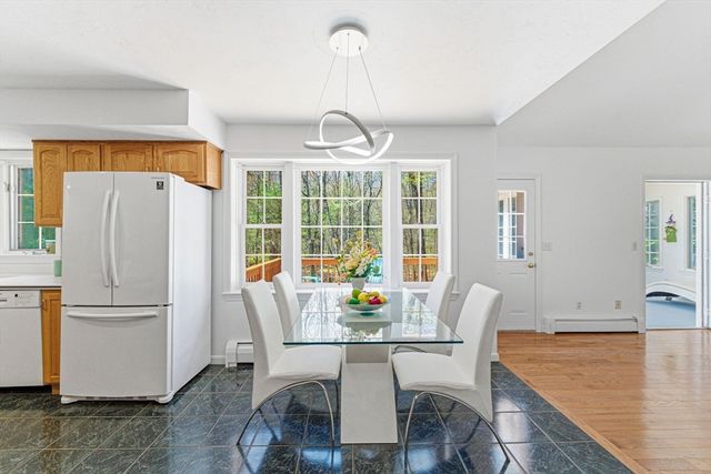 5 Parmley Dr, Acton, MA 01720