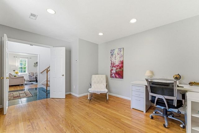 5 Parmley Dr, Acton, MA 01720