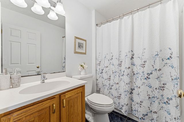 5 Parmley Dr, Acton, MA 01720