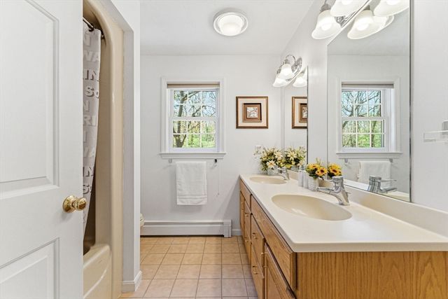 5 Parmley Dr, Acton, MA 01720