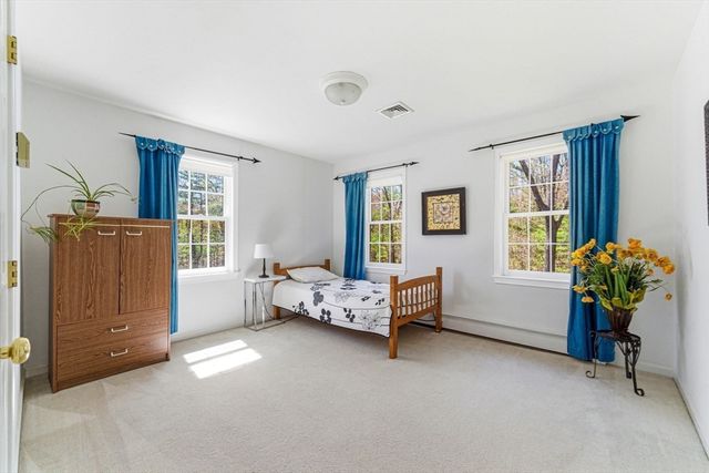 5 Parmley Dr, Acton, MA 01720