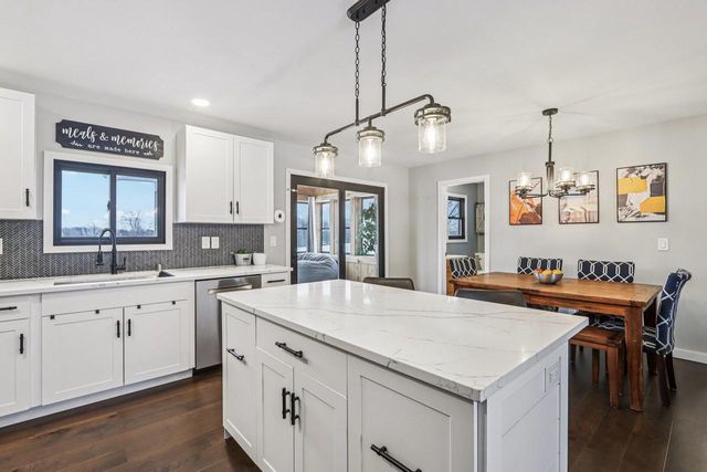 402 Schwantz Road, Pardeeville, WI 53954