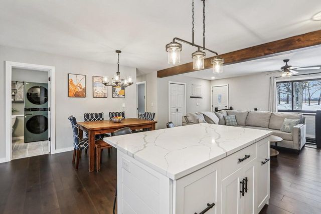 402 Schwantz Road, Pardeeville, WI 53954