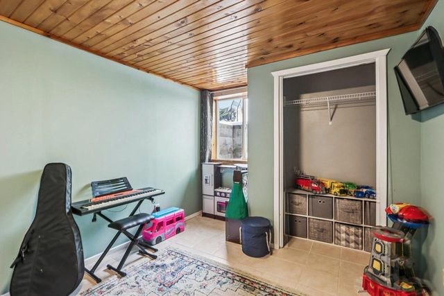 402 Schwantz Road, Pardeeville, WI 53954