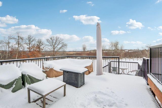 402 Schwantz Road, Pardeeville, WI 53954