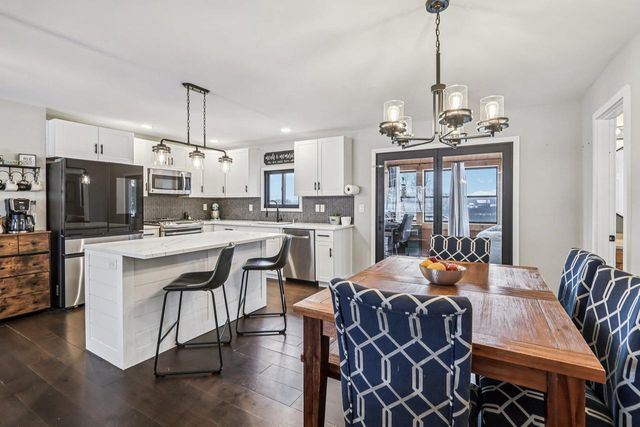 402 Schwantz Road, Pardeeville, WI 53954