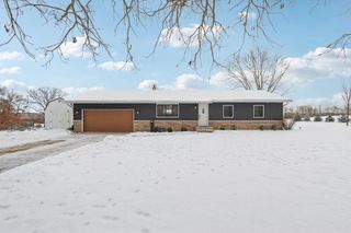 402 Schwantz Road, Pardeeville, WI 53954