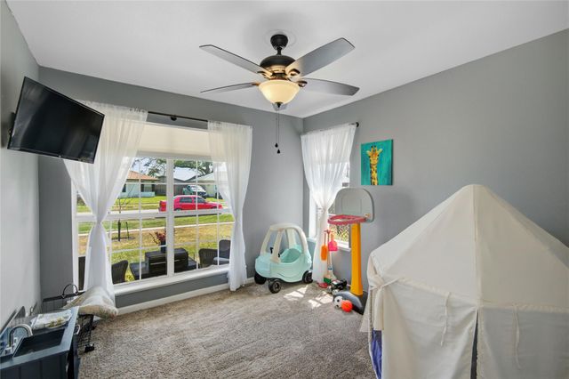 106 S Mattson Street, West Columbia, TX 77486