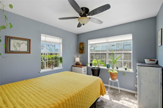 106 S Mattson Street, West Columbia, TX 77486