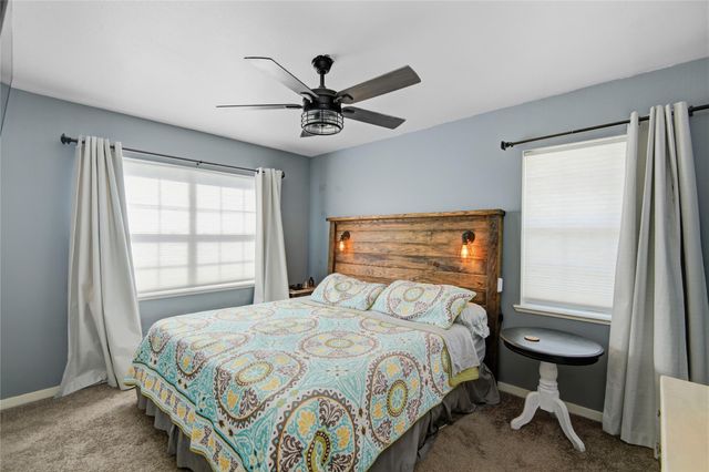 106 S Mattson Street, West Columbia, TX 77486