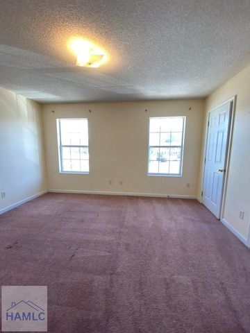 1100-8C Pineland Avenue, Hinesville, GA 31313