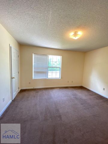 1100-8C Pineland Avenue, Hinesville, GA 31313